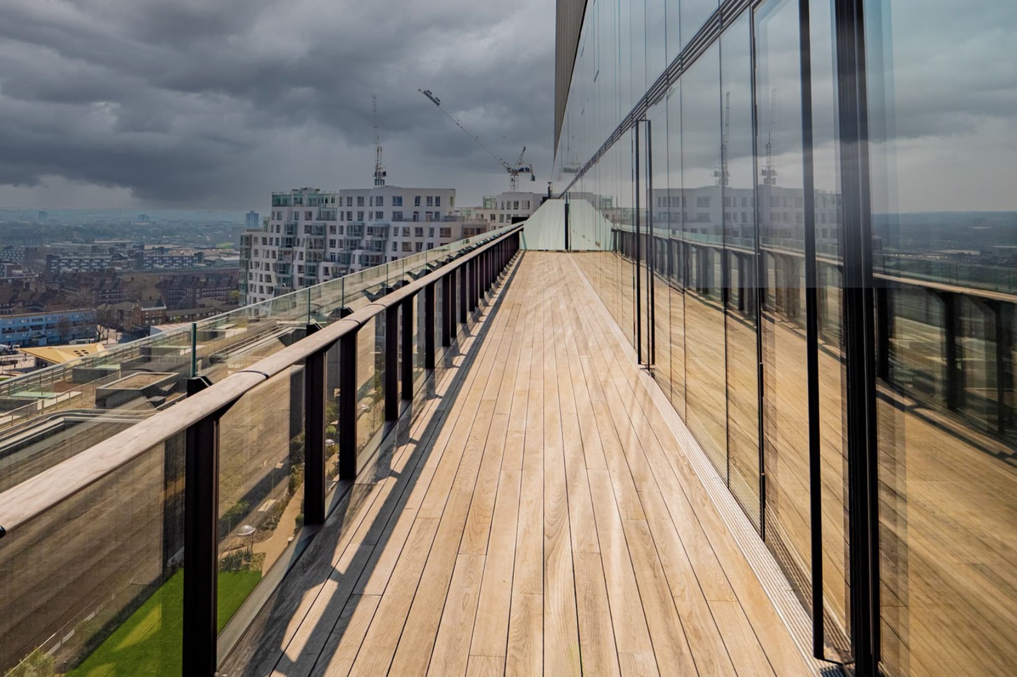 hidden-fix-decking-battersea-power-station