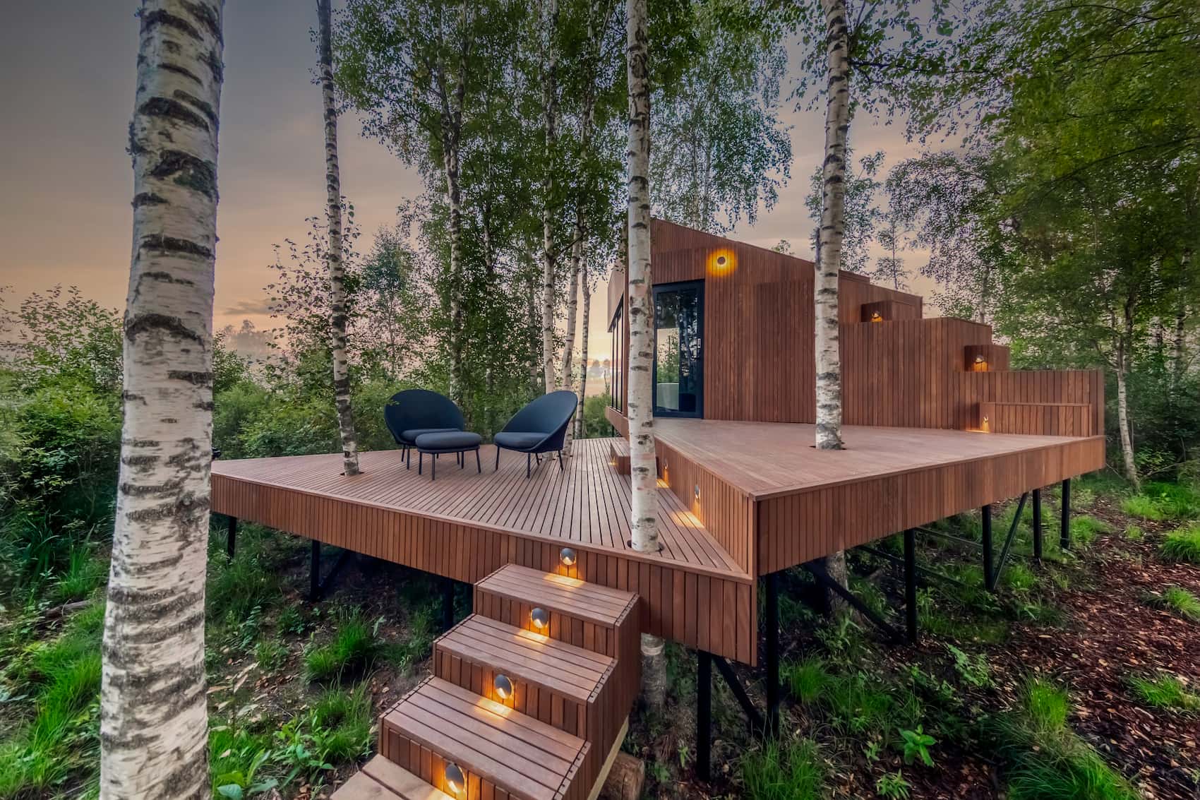 thermo-ash-decking-finish-treehouse